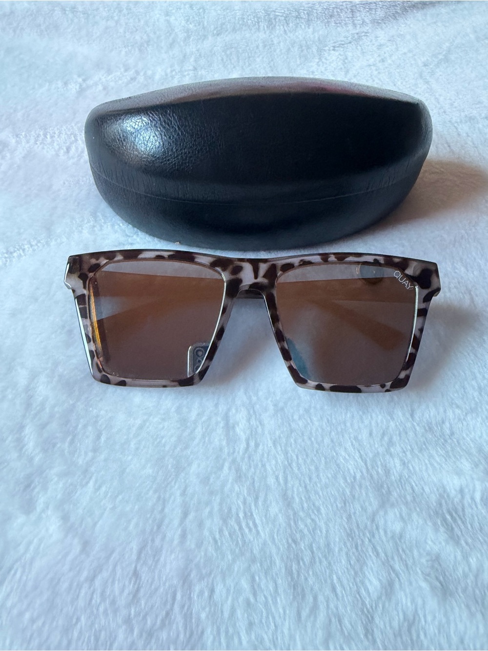 Quay Australia alright sunglasses - Picture 2 of 7